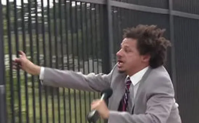 Let me in, LET ME IN!